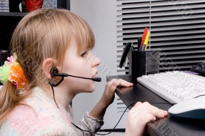 little girl and computer