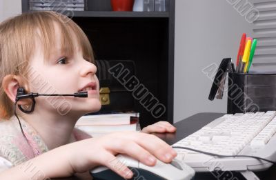 little girl and computer