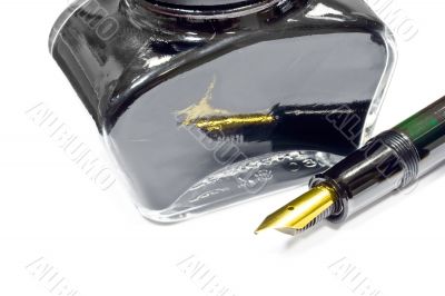black ink and fountain pen