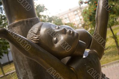 Babi Yar statue