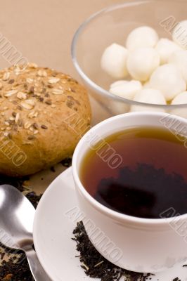 tea, mozzarella and bread