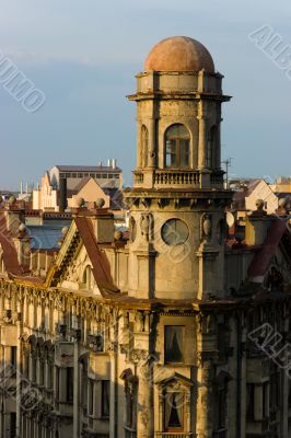 Building with turret