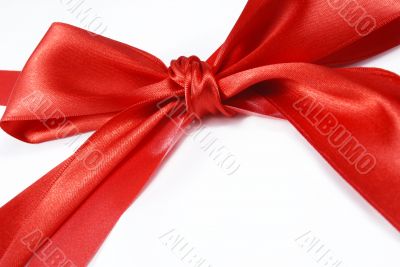 red holiday bow