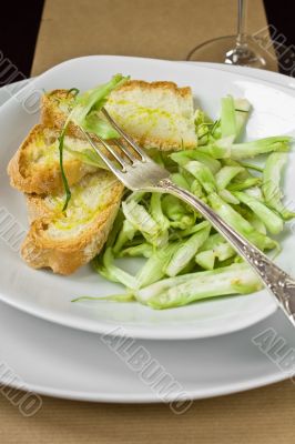 Green salad and bread