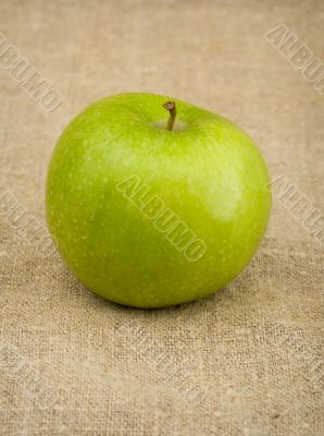 Green apple