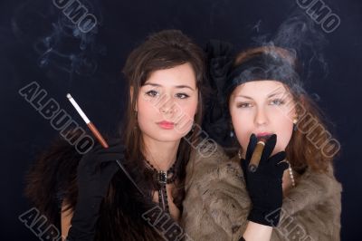 girls and smoke