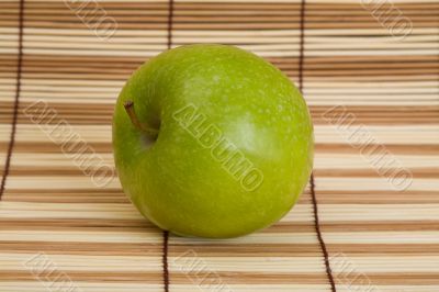 Green apple