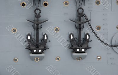 Aurora cruiser (Avrora Kreiser) - anchors