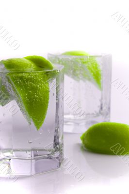 water with lime slices
