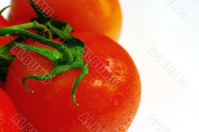 Some cherry tomatos with water drop