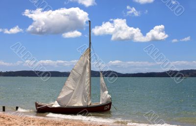 Sailing boat