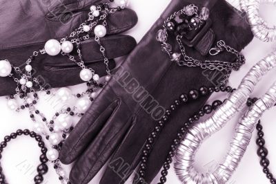 vintage fashion accessories