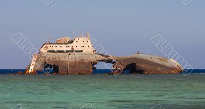 ship wreck