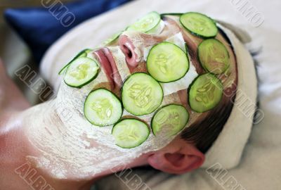 Mask from cucumbers