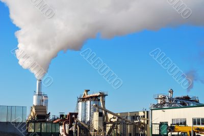 factory polluting air