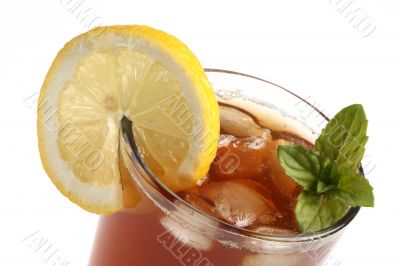 ice tea with lemon and mint