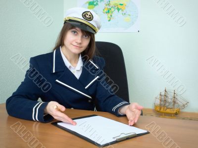 Girl - sea captain with the tablet