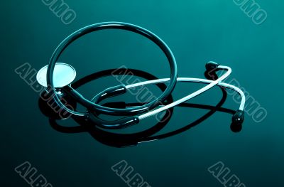 stethoscope with reflection