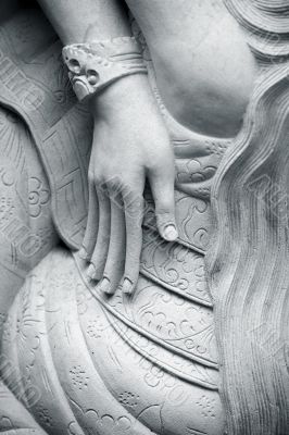 Statue