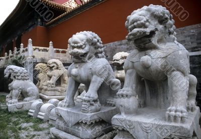 Stone Lions,Chuna