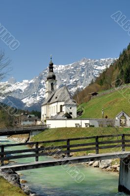 Pfarrkirche St. Sebastian mit Reiter Alpe in Ramsau