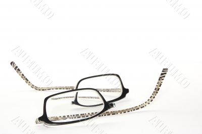 broken eyeglasses