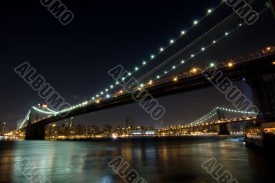 Brooklyn and Manhattan bridge in New York