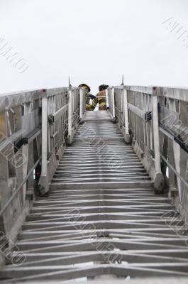 Ladder truck