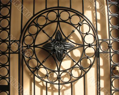 Iron fence with pattern