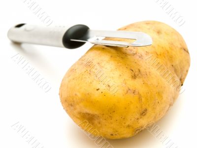 potato with knife