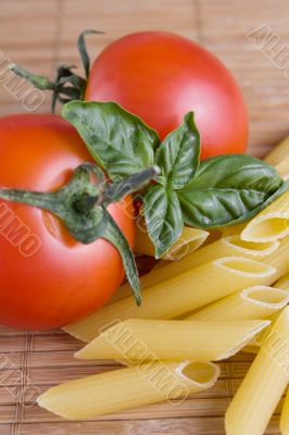 Pasta with tomato and basil