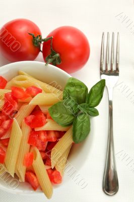 Penne with tomato and basil