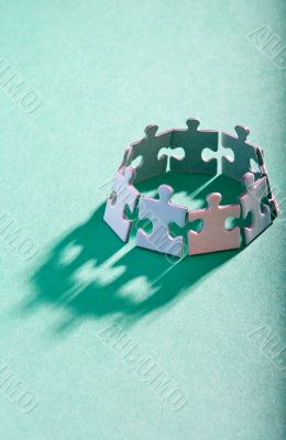 Puzzle ring light