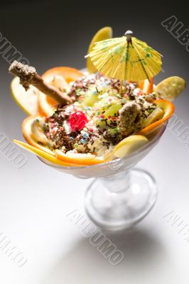 Ice cream - sundae