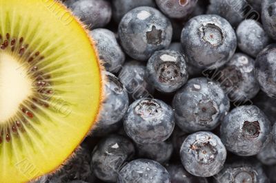 Macro Kiwi and Blueberries