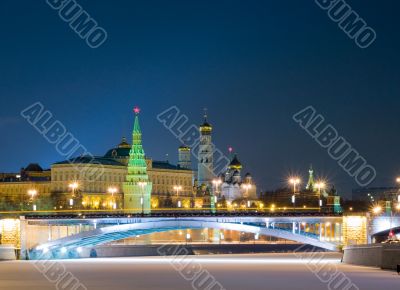 Moscow russia kremlin winter bridge