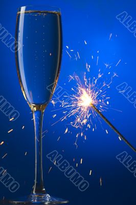 champagne glasses and sparkles