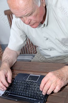 A senior with a Netbook