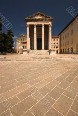 Temple of Roma