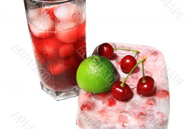 Cherry juice with ice