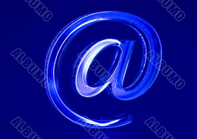 Symbol  e-mail.