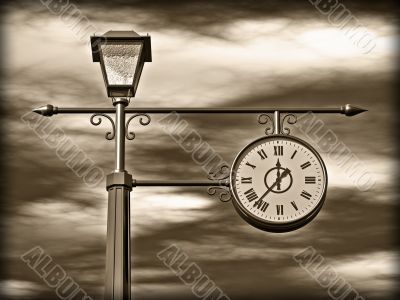 Old Clock