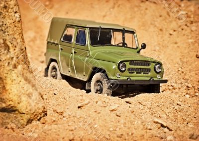 toy military car