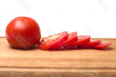 Slices of tomato.