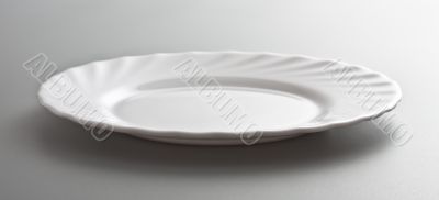 empty white dish