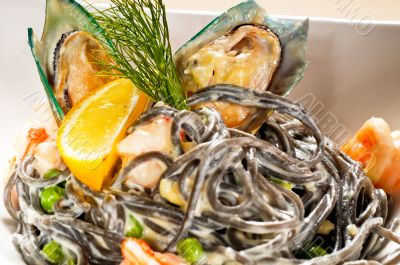 seafood black spaghetti