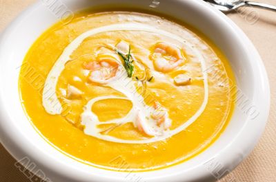 pumpkin and shrimps cream soup