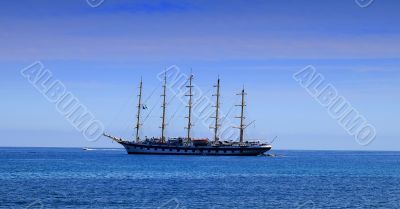 Sailing vessel