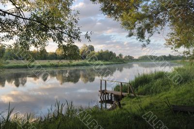 Dawn on the river 
