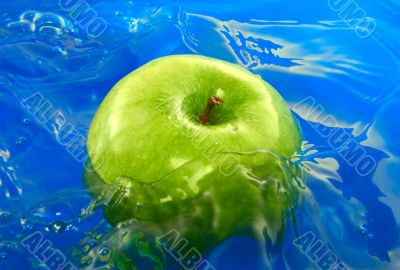 Apple water